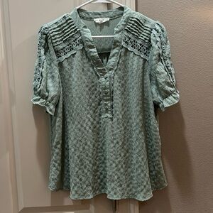 Mine brand top size Small